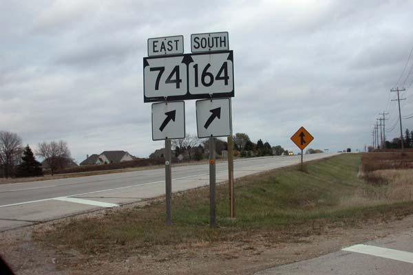 STH-164 & STH-74 route markers along ebd STH-190